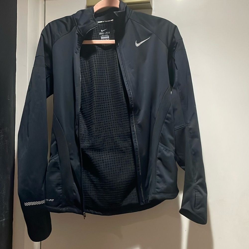 Nike dri-fit jacket